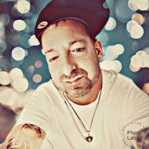 Meet your Posher, Dustin